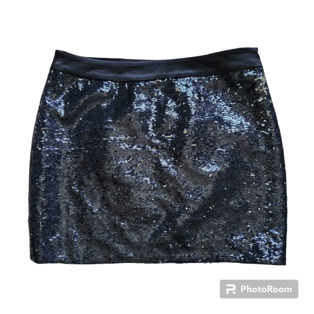 Women's Trina Turk black sequin mini skirt size 4